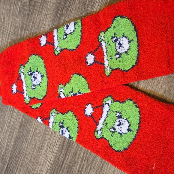 🍒🍒 Care Bears Fuzzy Socks - Picture 1 of 5